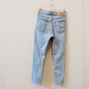 Levis‎ Wedgie Straight Jeans Distressed Light Wash